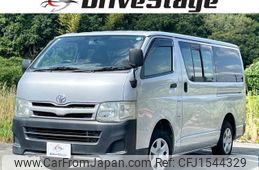 toyota hiace-van 2011 CFJ1544329