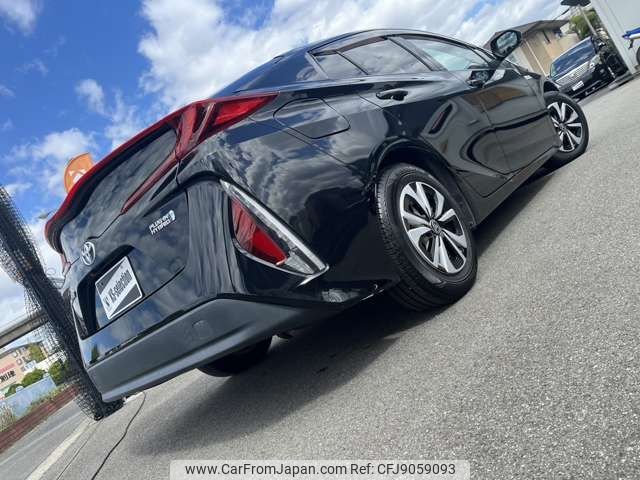 toyota prius-phv 2017 -TOYOTA--Prius PHV DLA-ZVW52--ZVW52-3043935---TOYOTA--Prius PHV DLA-ZVW52--ZVW52-3043935- image 2