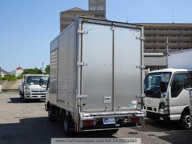 toyota dyna-truck 2017 GOO_NET_EXCHANGE_0704331A30240802W001 image 2