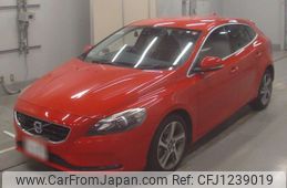volvo v40 2016 -VOLVO--Volvo V40 MD4204T-YV1MVA8RDG2332923---VOLVO--Volvo V40 MD4204T-YV1MVA8RDG2332923-