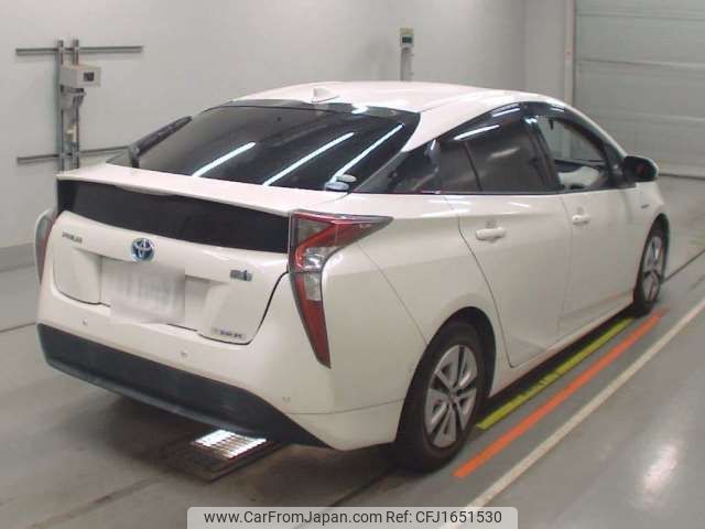 toyota prius 2016 CFJ1651530 image 2