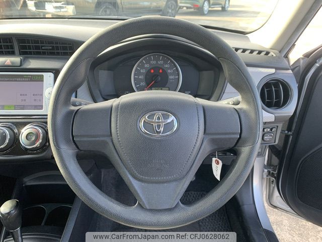 toyota corolla-axio 2013 NIKYO_YN55685 image 2