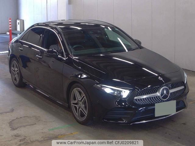 mercedes-benz a-class 2020 quick_quick_5BA-177147M_WDD1771472W014536 image 1