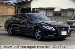 toyota crown 2019 CFJ1794903