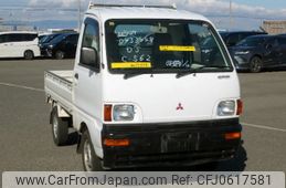 mitsubishi minicab-truck 1997 No.15729