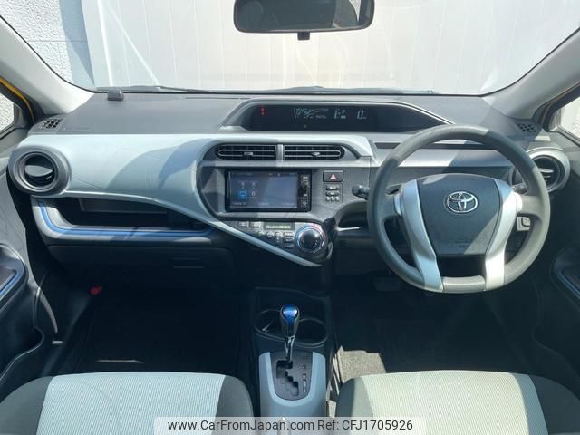 toyota aqua 2014 CFJ1705926 image 2
