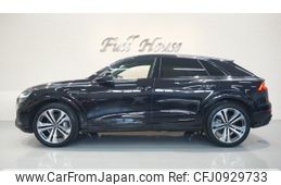 audi q8 2021 GOO_JP_700056033630250320001