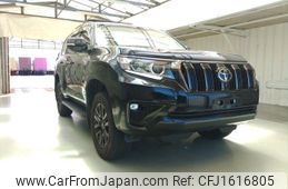 toyota land-cruiser-prado 2022 CFJ1616805