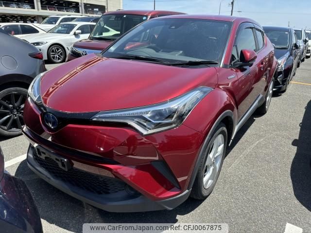 toyota c-hr 2018 quick_quick_DAA-ZYX10_ZYX10-2157768 image 1