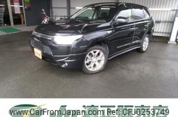 mitsubishi outlander-phev 2013 quick_quick_DLA-GG2W_GG2W-0005445