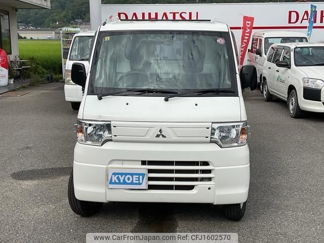 mitsubishi minicab-truck 2013 CFJ1602570 image 2