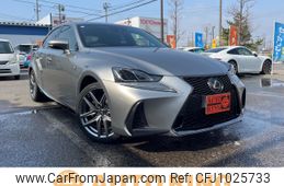 lexus is 2017 CARSENSOR_JP_AU6285235882
