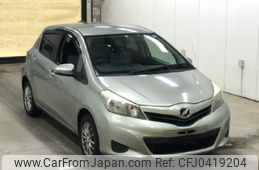 toyota vitz 2011 -TOYOTA--Vitz KSP130-2027621---TOYOTA--Vitz KSP130-2027621-