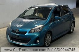 toyota vitz 2013 -TOYOTA--Vitz NCP131-2017808---TOYOTA--Vitz NCP131-2017808-