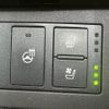 lexus is 2018 CFJ1821875 image 7