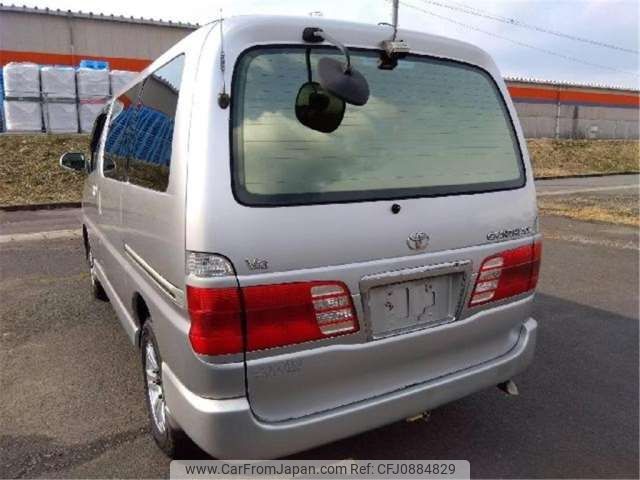 toyota grand-hiace 2000 CFJ0884829 image 2