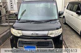 daihatsu tanto 2010 CFJ1801613