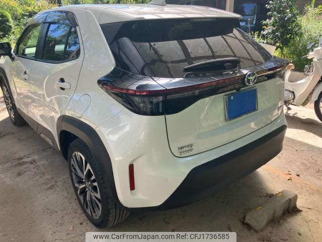 toyota yaris-cross 2022 CFJ1736585 image 2