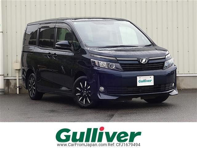 toyota voxy 2017 CFJ1679494 image 1