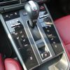 porsche macan 2022 CFJ1607296 image 11