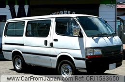 toyota hiace-van 2004 CFJ1533650