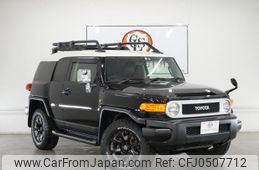 toyota fj-cruiser 2012 GOO_JP_700250572030241128002