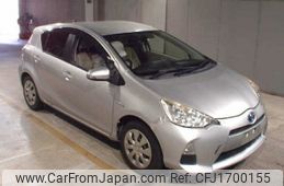 toyota aqua 2014 CFJ1700155
