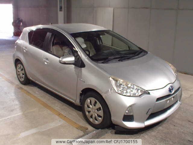 toyota aqua 2014 CFJ1700155 image 1