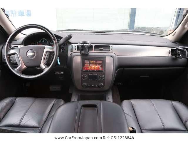 chevrolet avalanche 2011 GOO_NET_EXCHANGE_0541422A30250601W001 image 2