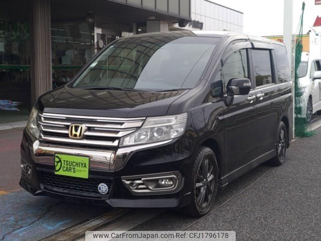 honda stepwagon 2013 CFJ1796178 image 1