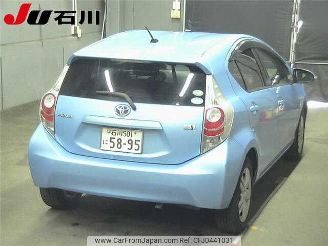 toyota aqua 2014 -TOYOTA 【石川 501ﾆ5895】--AQUA NHP10--2328887---TOYOTA 【石川 501ﾆ5895】--AQUA NHP10--2328887- image 2