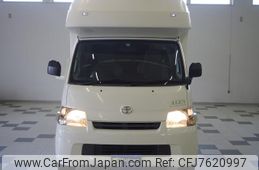 toyota-townace-truck-2012-35499-car_3d0566ba-56c6-439e-b4d4-a3ace52e3288