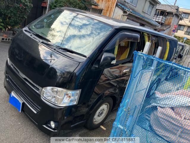 toyota hiace-van 2013 CFJ1811887 image 2