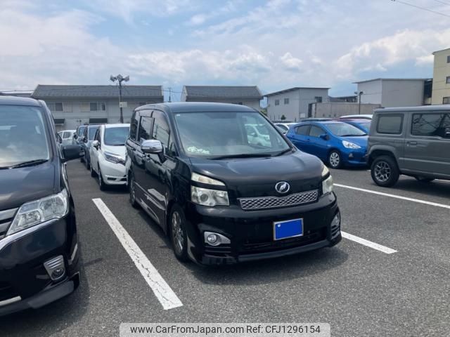toyota voxy 2012 -TOYOTA--Voxy DBA-ZRR70W--ZRR70-0529136---TOYOTA--Voxy DBA-ZRR70W--ZRR70-0529136- image 2