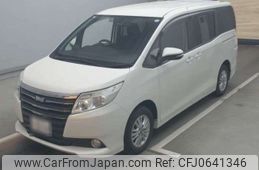 toyota noah 2015 -TOYOTA 【島根 501ﾄ8035】--Noah DBA-ZRR80G--ZRR80-0101673---TOYOTA 【島根 501ﾄ8035】--Noah DBA-ZRR80G--ZRR80-0101673-