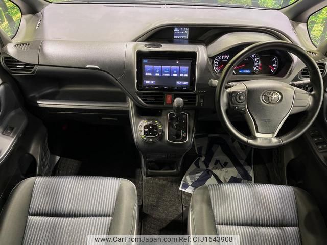 toyota voxy 2016 CFJ1643908 image 2