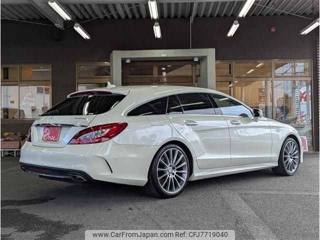mercedes-benz cls-class 2015 CFJ7719040 image 2