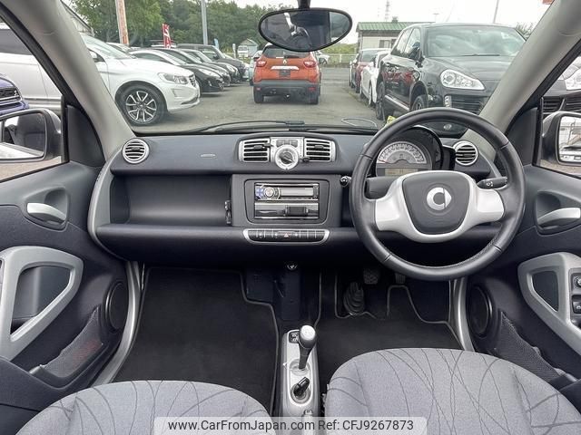 smart fortwo-convertible 2011 quick_quick_451480_WME4514802K441122 image 2