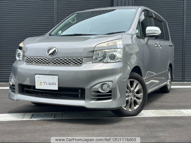 toyota voxy 2013 -TOYOTA--Voxy ZRR70W--0539752---TOYOTA--Voxy ZRR70W--0539752- image 1
