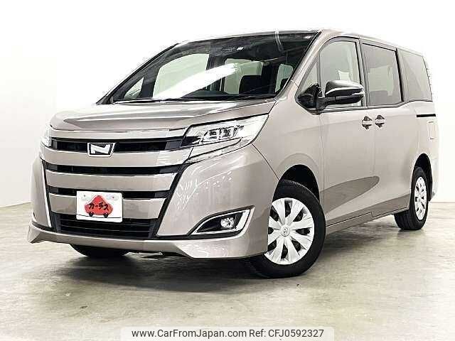 toyota noah 2020 504928-926781 image 2