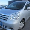 toyota noah 2009 REALMOTOR_Y2021100519HD-12 image 1