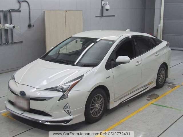 toyota prius 2018 -TOYOTA--Prius DAA-ZVW55--ZVW55-8056003---TOYOTA--Prius DAA-ZVW55--ZVW55-8056003- image 1