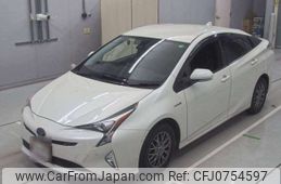 toyota prius 2017 -TOYOTA--Prius DAA-ZVW51--ZVW51-6051865---TOYOTA--Prius DAA-ZVW51--ZVW51-6051865-