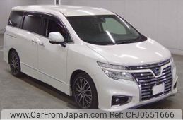 nissan elgrand 2015 quick_quick_DBA-TE52_082151