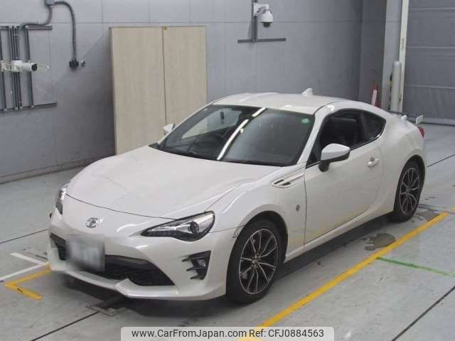 toyota 86 2017 -TOYOTA 【尾張小牧 331ﾓ2588】--86 DBA-ZN6--ZN6-083243---TOYOTA 【尾張小牧 331ﾓ2588】--86 DBA-ZN6--ZN6-083243- image 1