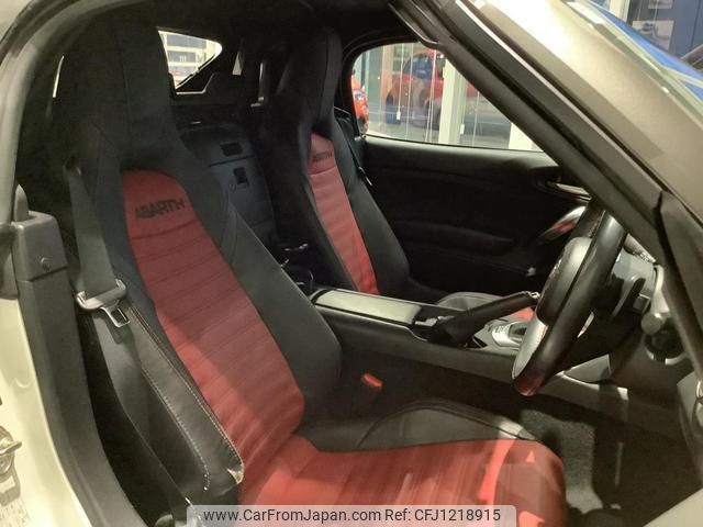 abarth 124 2017 quick_quick_NF2EK_JC8NF2EKA00118931 image 2
