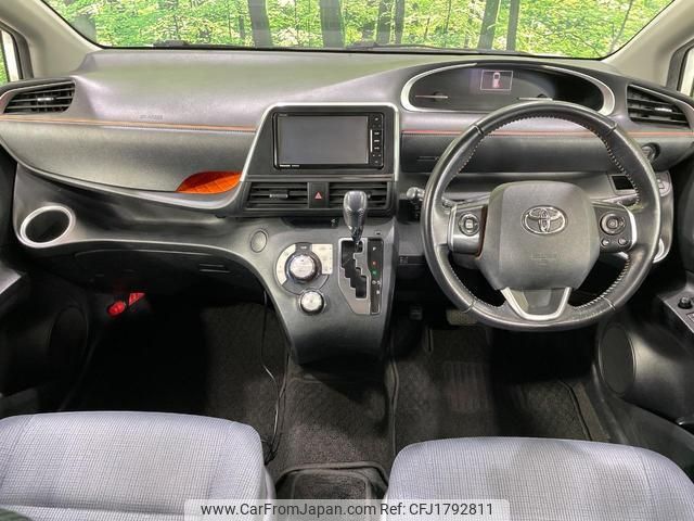 toyota sienta 2016 CFJ1792811 image 2