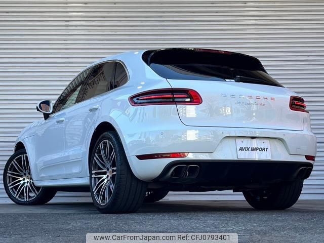 porsche macan 2016 quick_quick_DBA-95BCTLA_WP1ZZZ95ZGLB94222 image 2