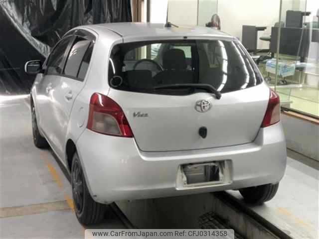 toyota vitz 2005 TE018 image 1