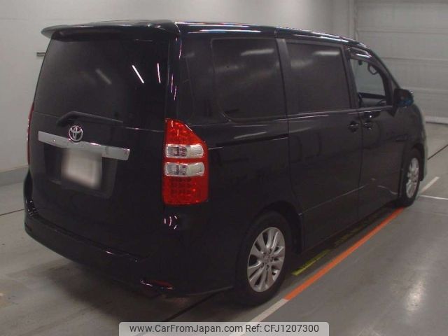 toyota noah 2013 -TOYOTA--Noah ZRR70W-0562366---TOYOTA--Noah ZRR70W-0562366- image 2